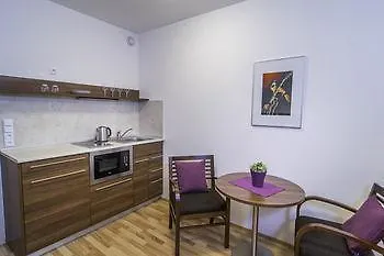 Eliska Tower Apartments Prague