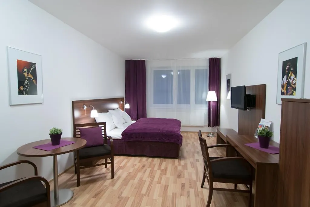 Hotel apartamentowy Eliska Tower Apartments Praga
